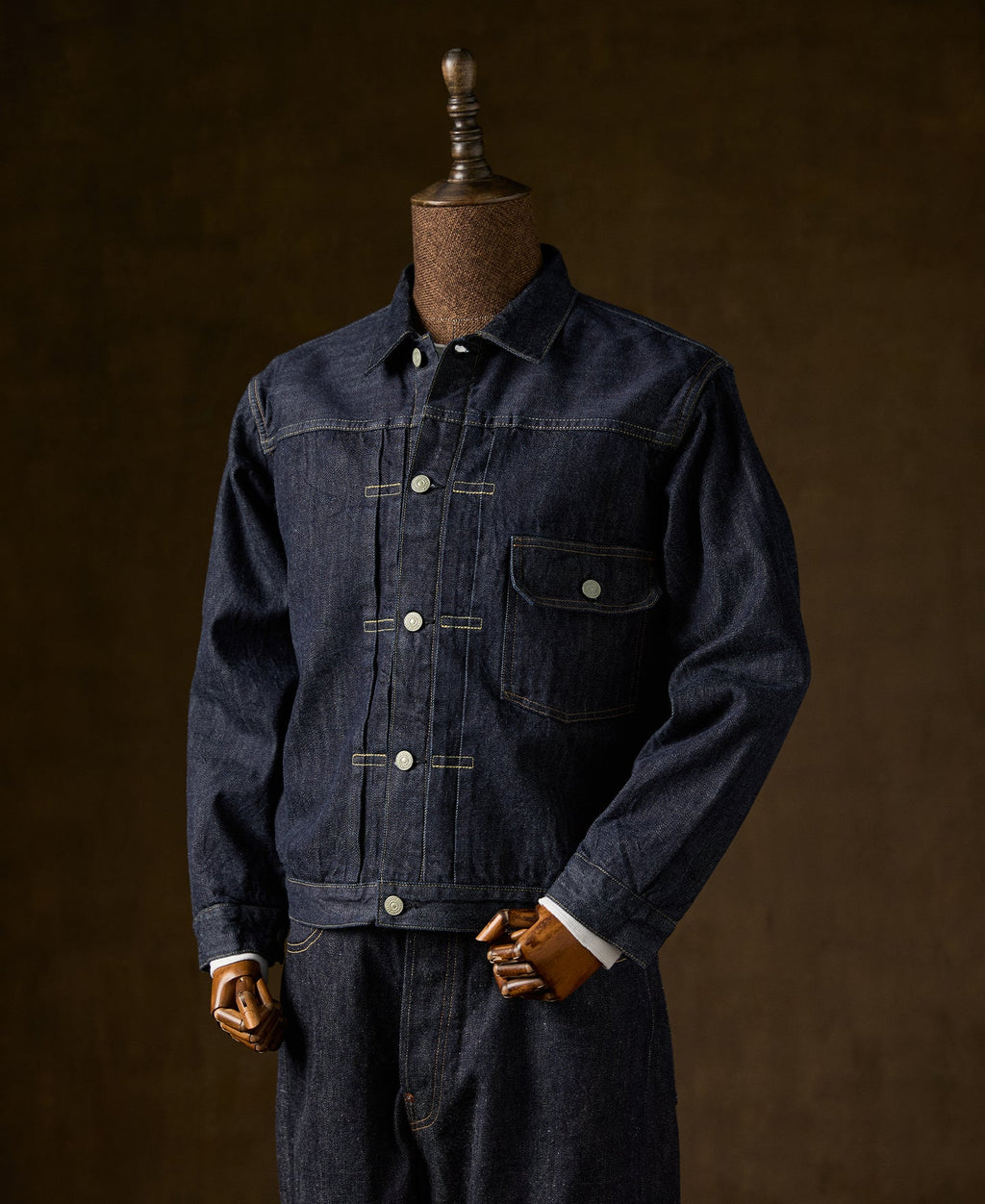 Blouson camionneur en jean doublé de couverture indigo, poche poitrine simple, style vintage