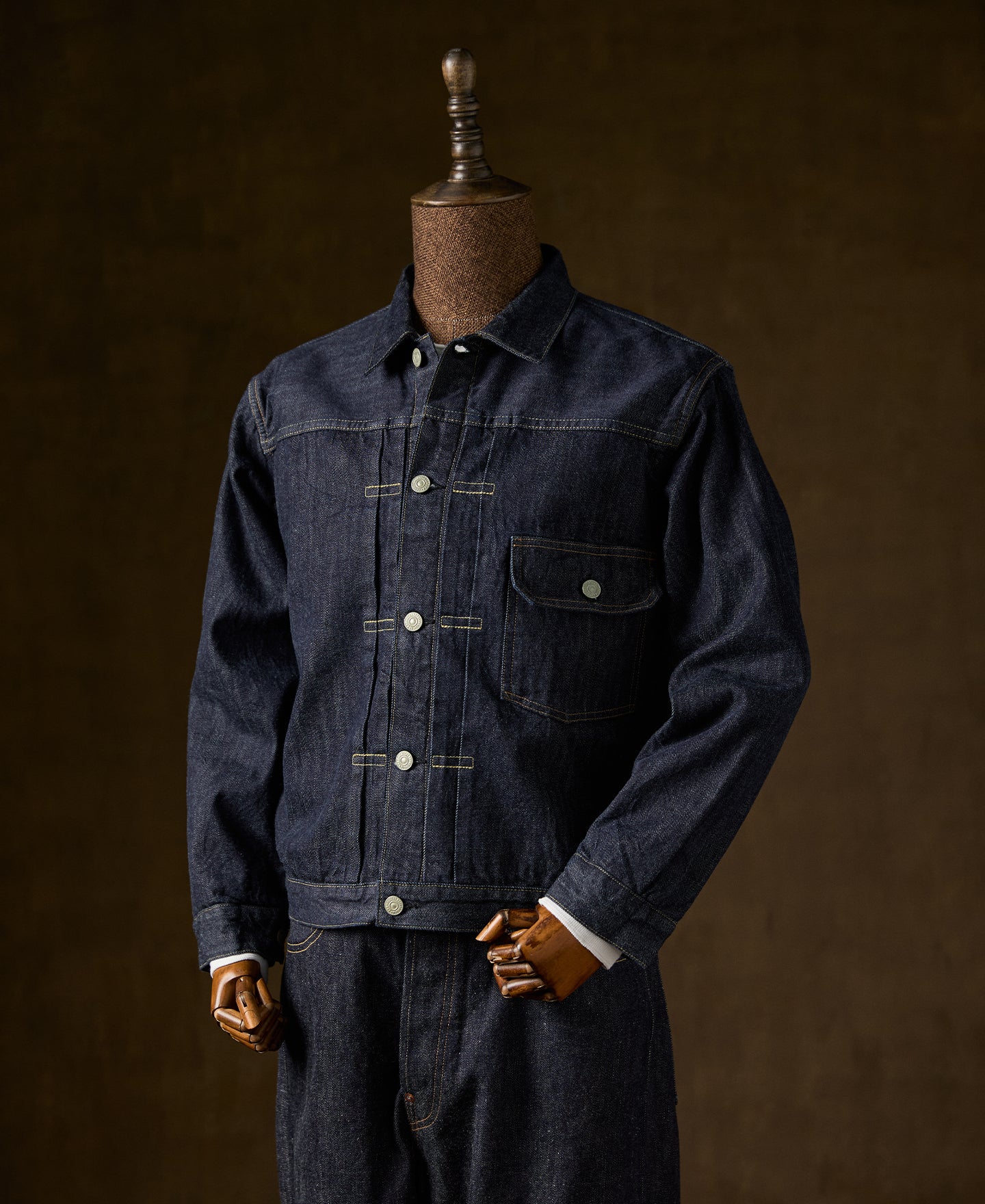Blouson camionneur en jean doublé de couverture indigo, poche poitrine simple, style vintage
