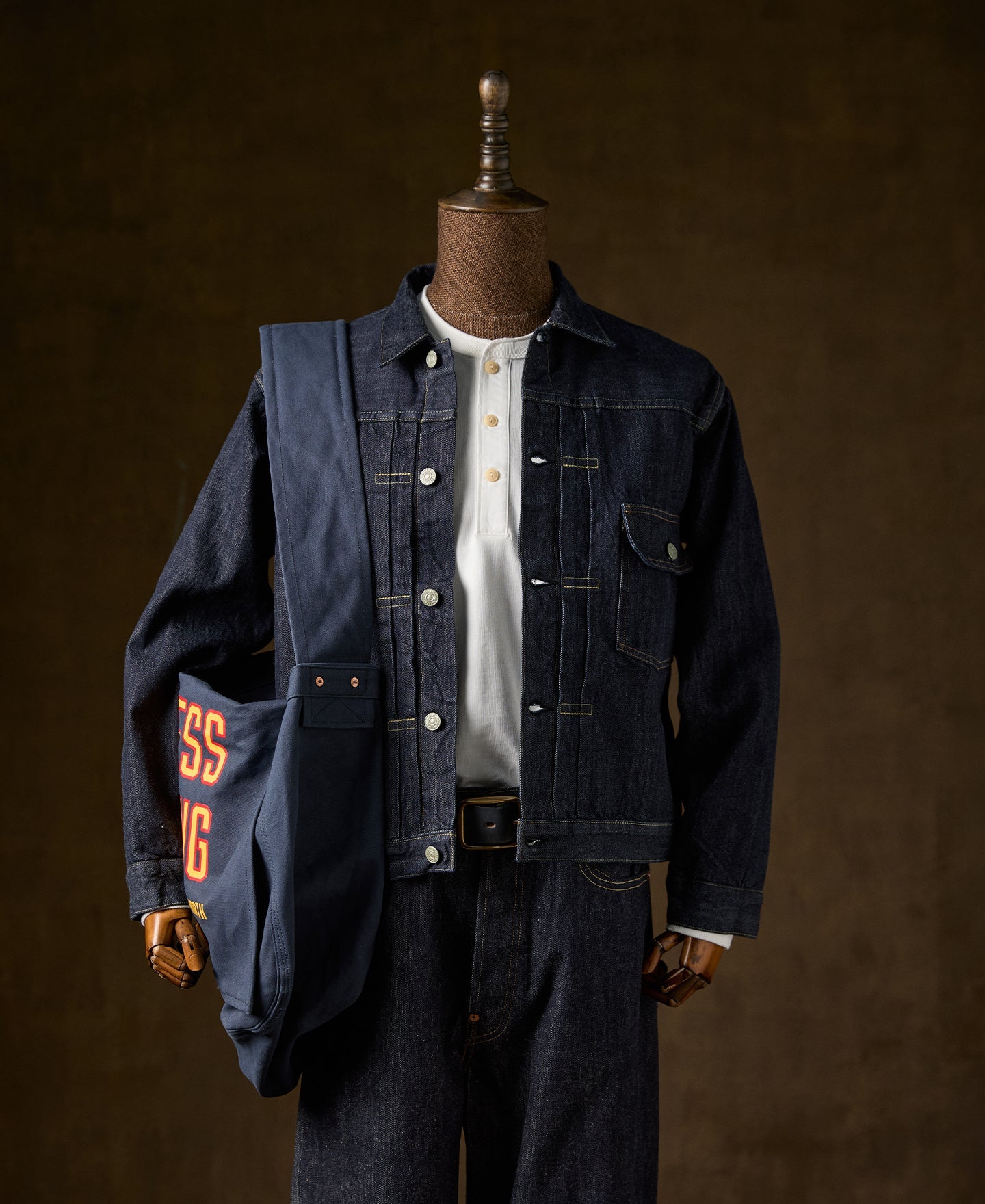 Blouson camionneur en jean doublé de couverture indigo, poche poitrine simple, style vintage