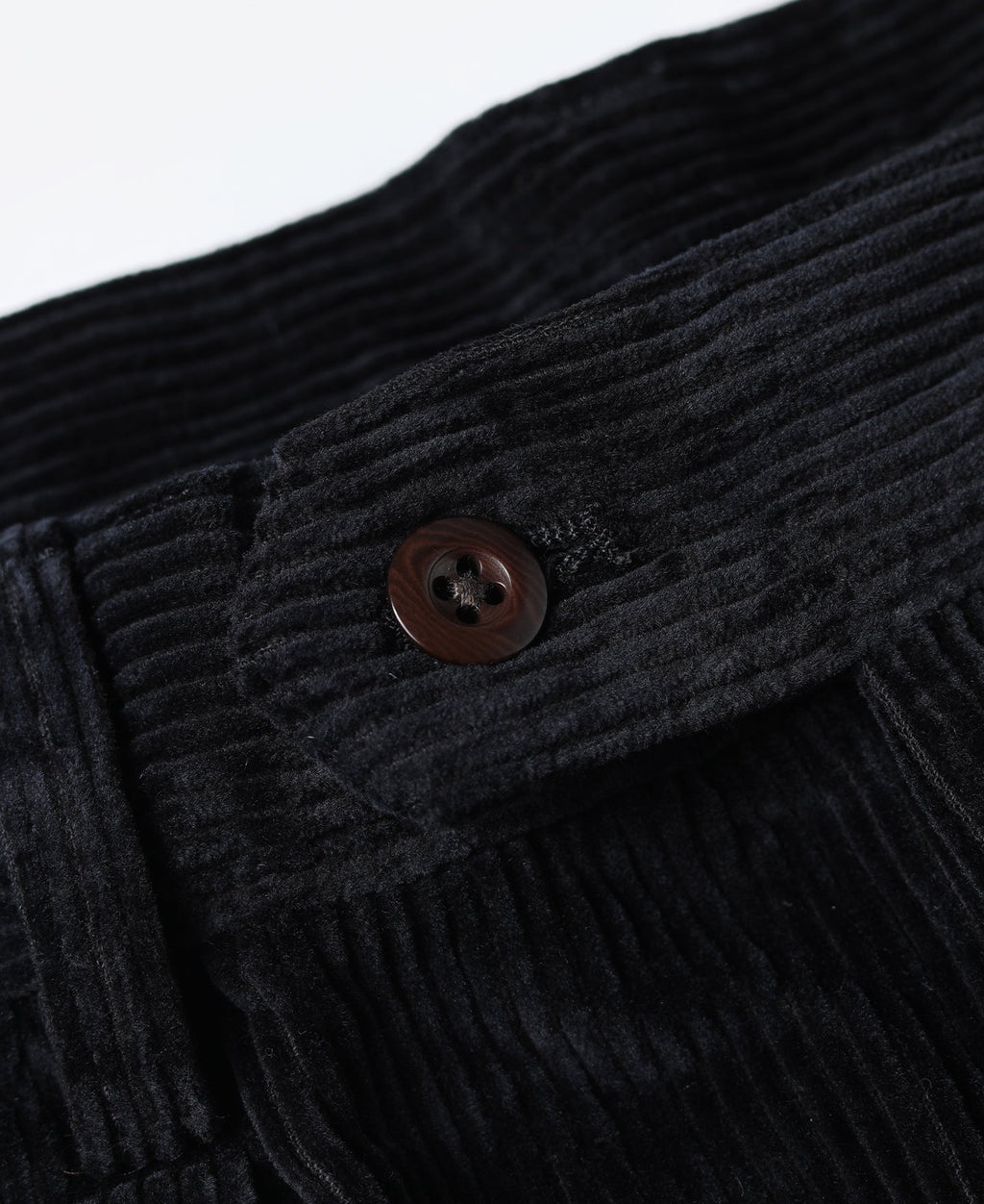 Pantalon plissé homme en velours côtelé noir, coupe ample à revers