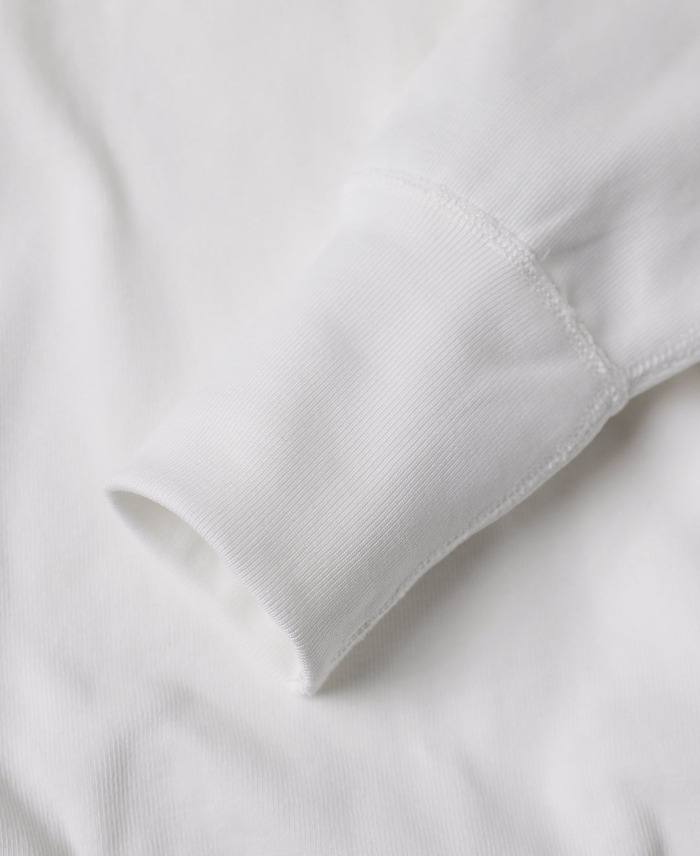 T-shirt Henley manches longues en coton épais Patte de boutonnage Coupe ajustée Blanc