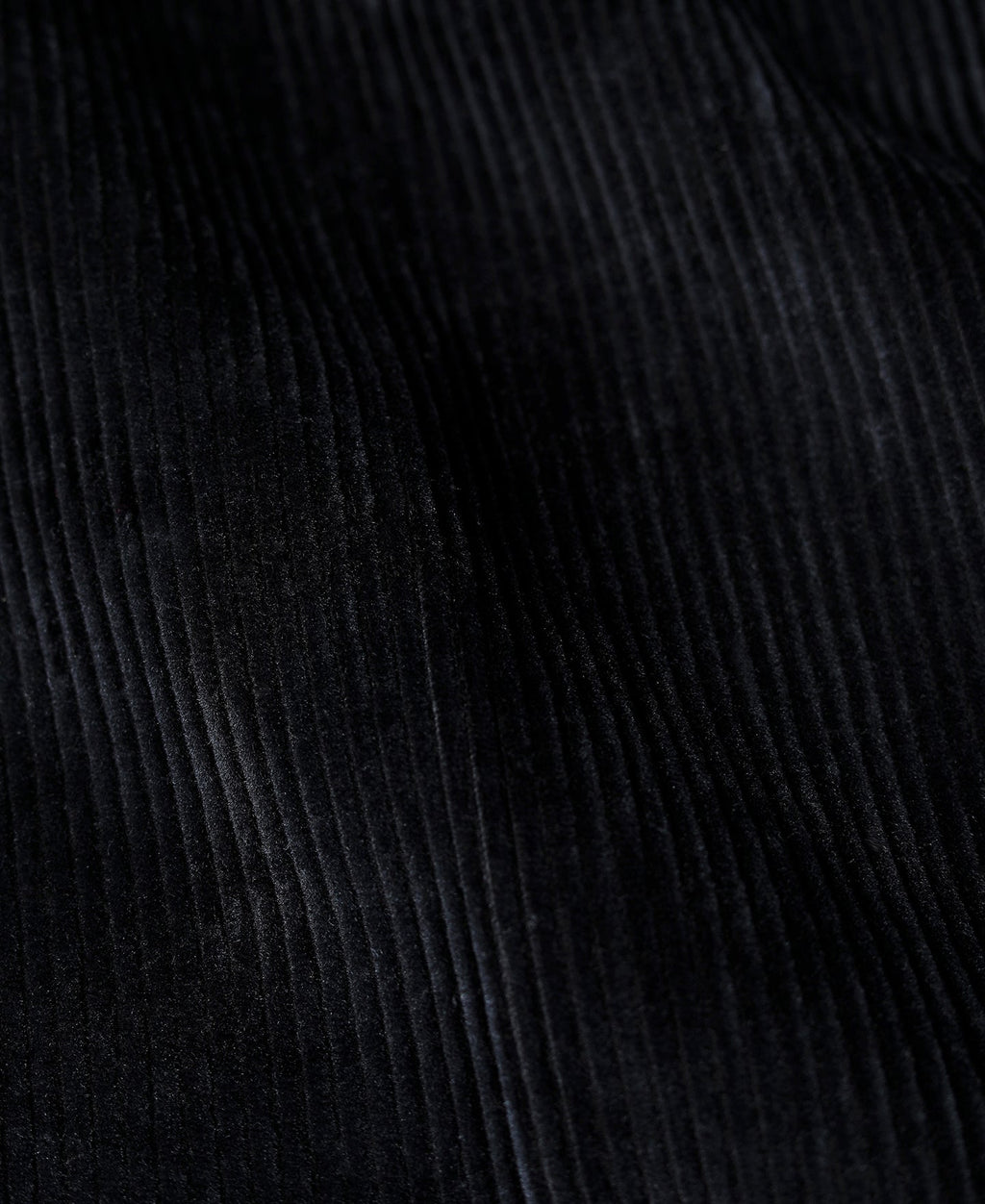 Pantalon plissé homme en velours côtelé noir, coupe ample à revers