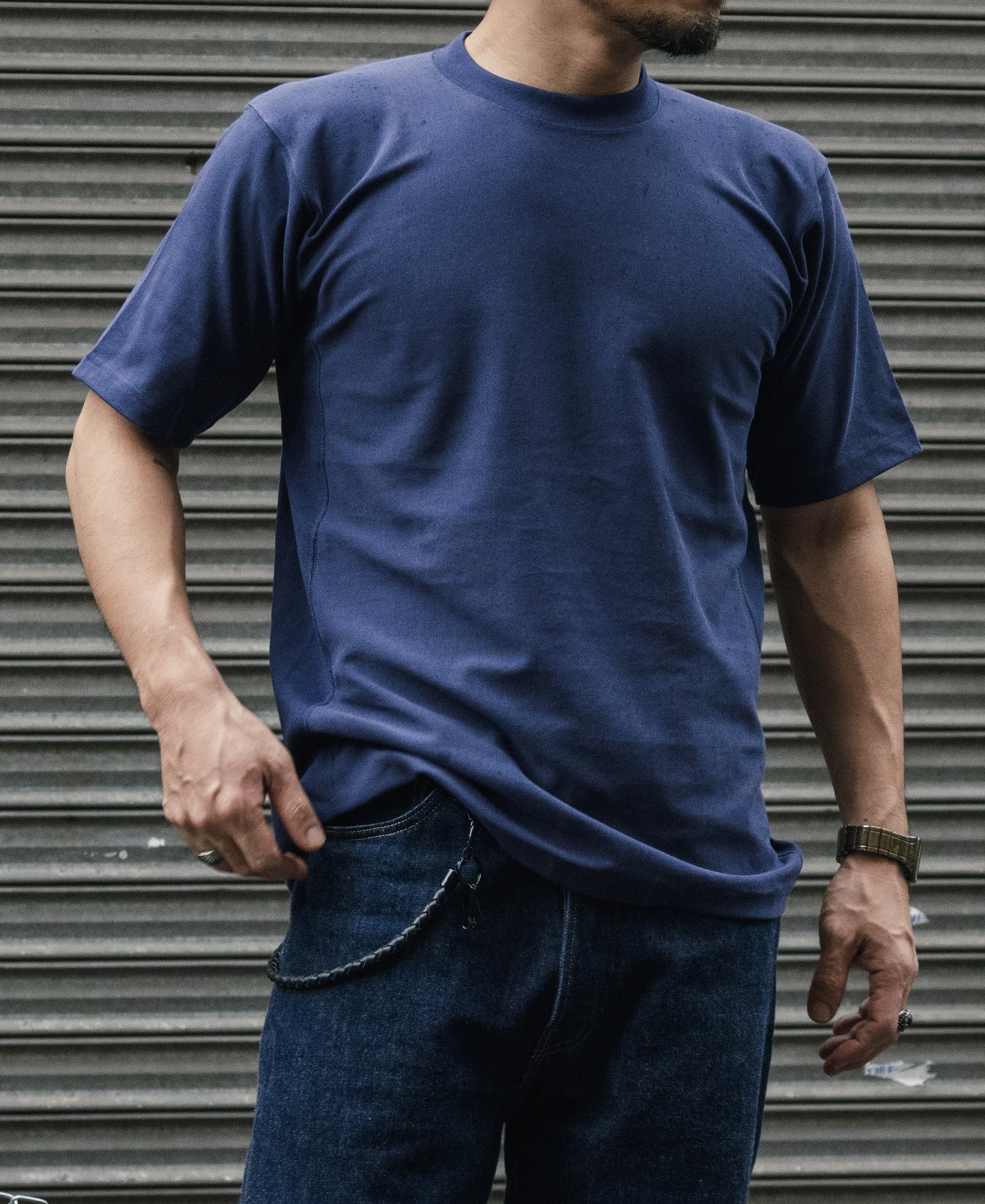 T-shirt en coton épais à col rond et manches courtes, coupe décontractée, couleur marine