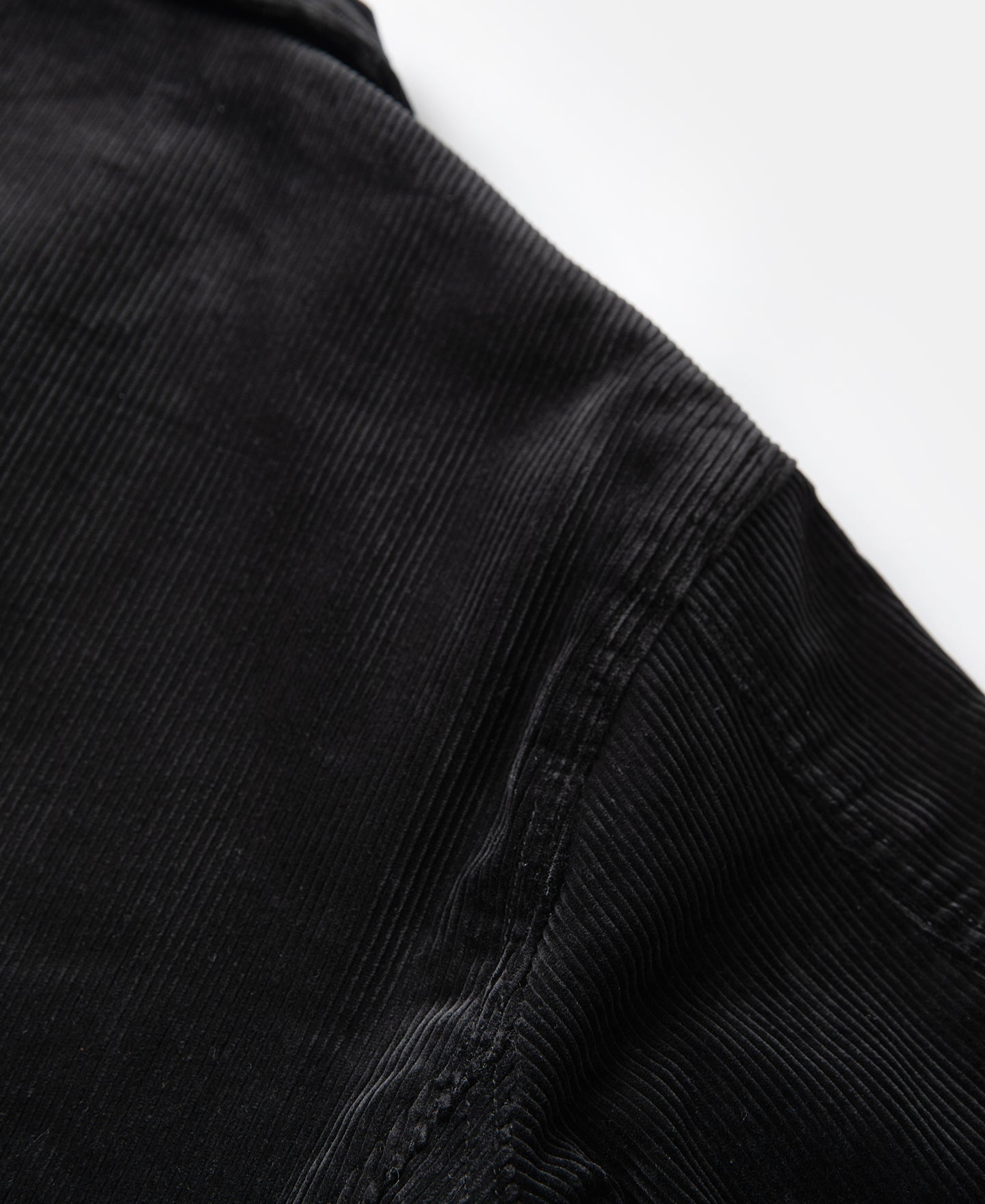 Blouson bombardier zippé en velours côtelé épais noir pour homme, texture côtelée