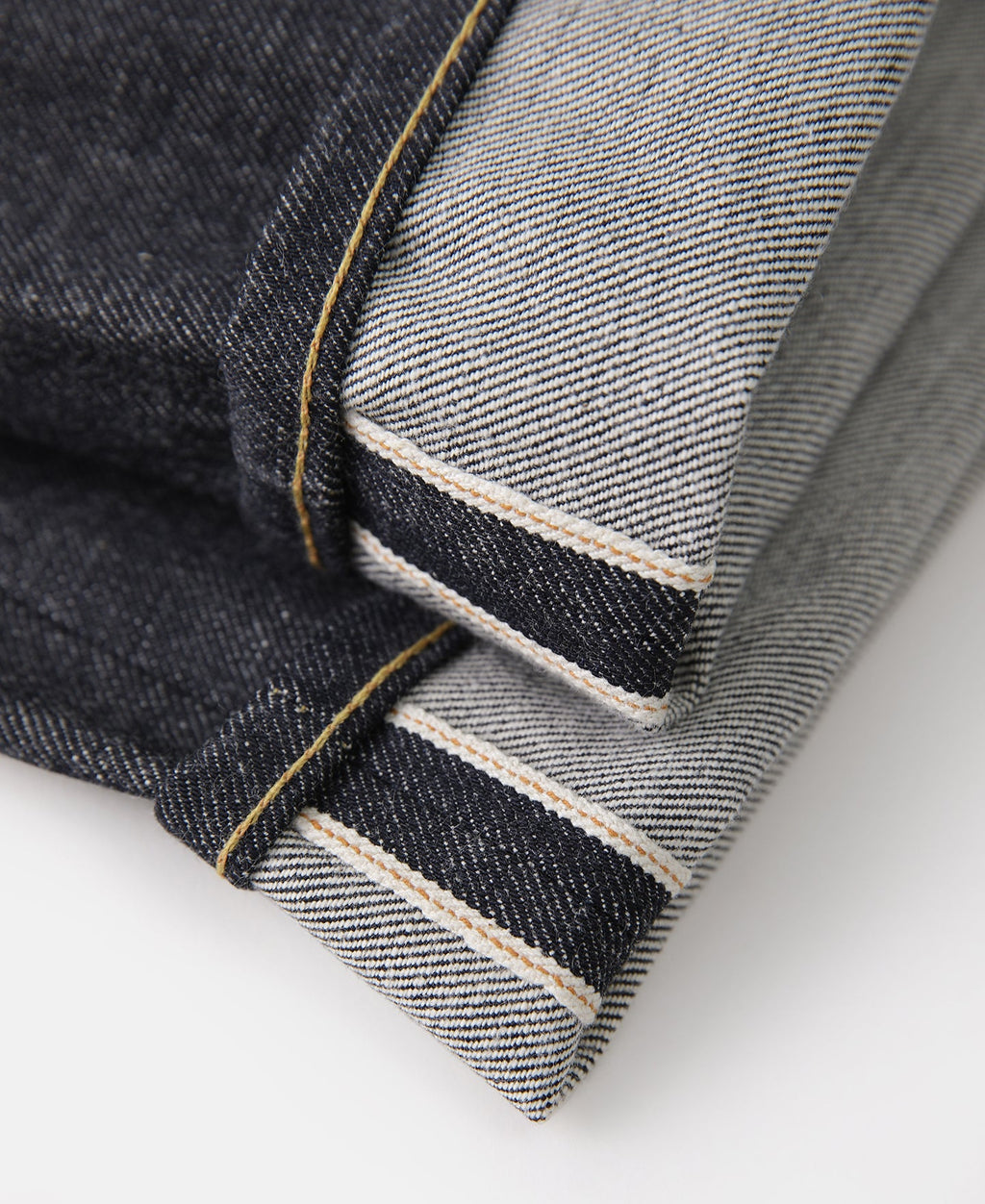 Jean en denim selvedge brut épais coupe droite indigo pour homme