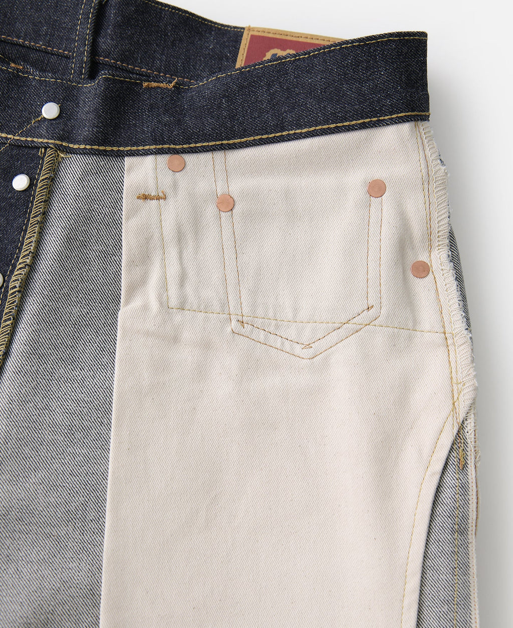 Jean en denim selvedge brut épais coupe droite indigo pour homme