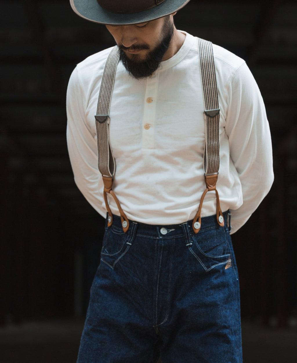 Chemise Henley à manches longues en coton blanc avec patte de boutonnage pour homme