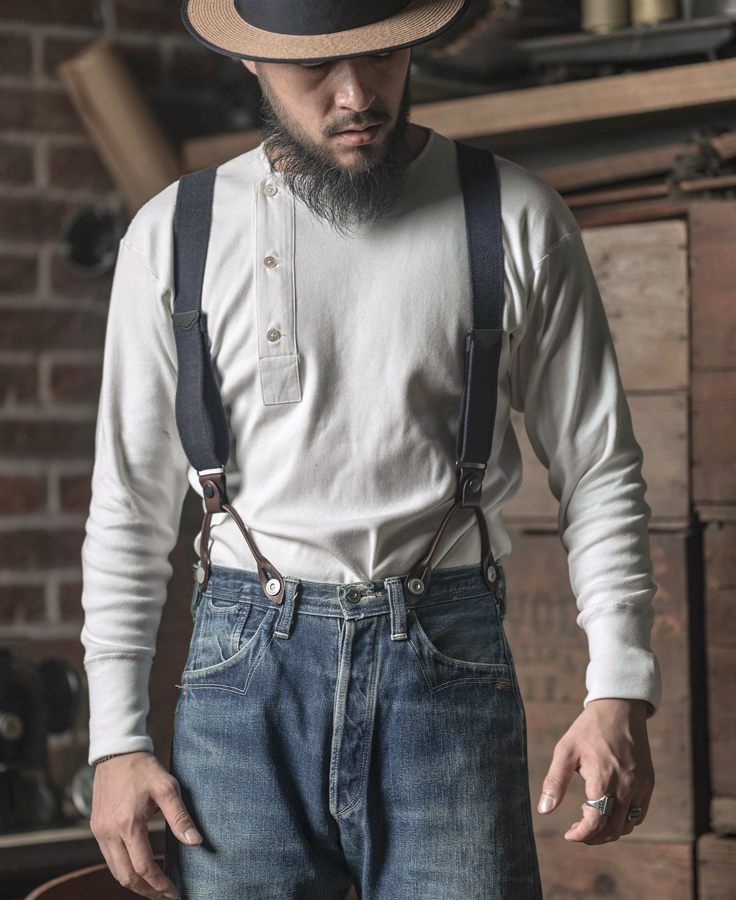 T-shirt Henley manches longues en coton épais Patte de boutonnage Coupe ajustée Blanc
