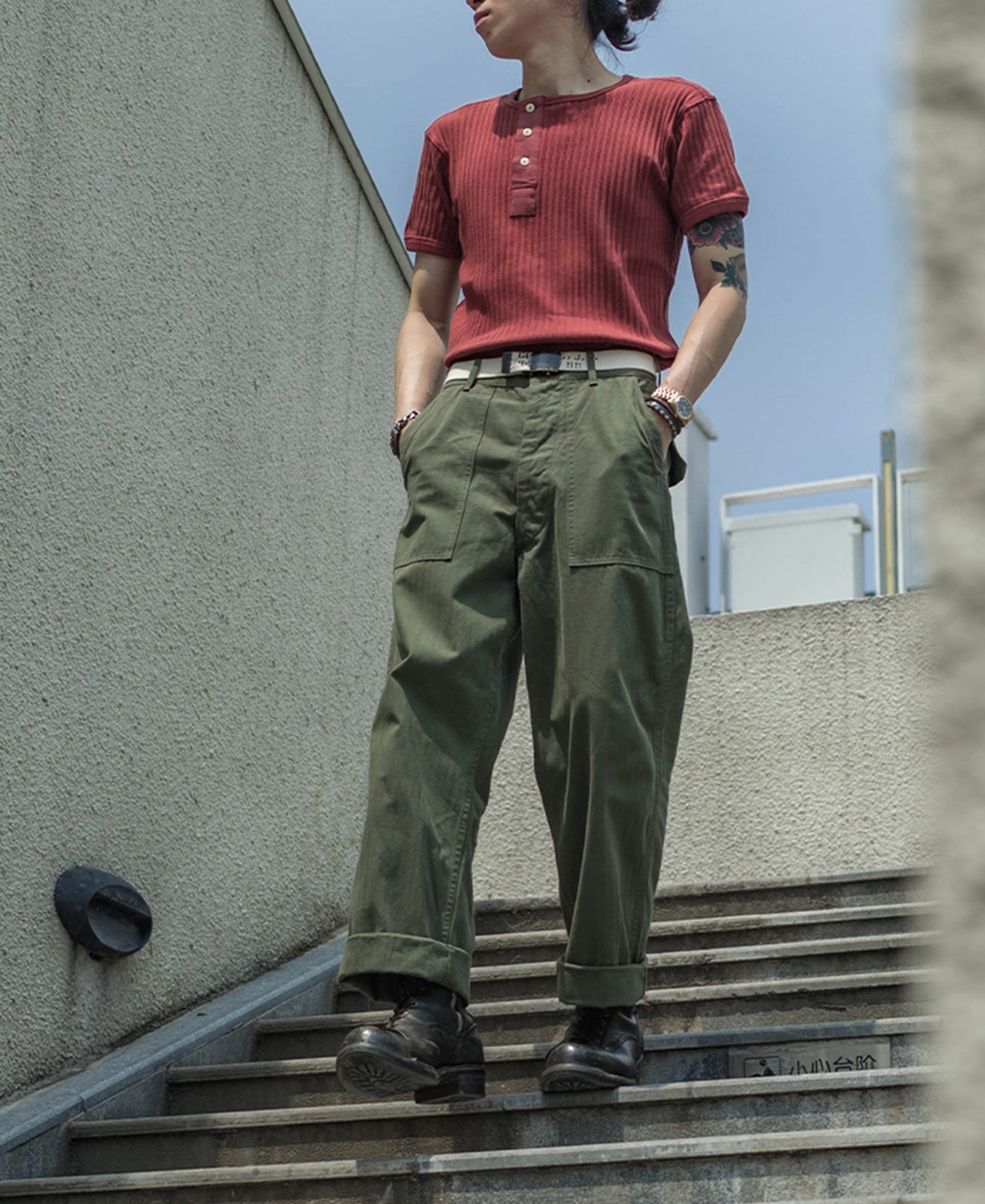 Pantalon treillis coupe décontractée vert olive, jambe large, style workwear