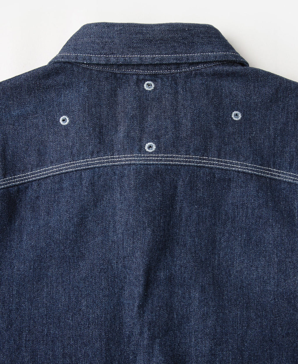 Chemise de travail à manches longues en denim bleu épais avec poches poitrine