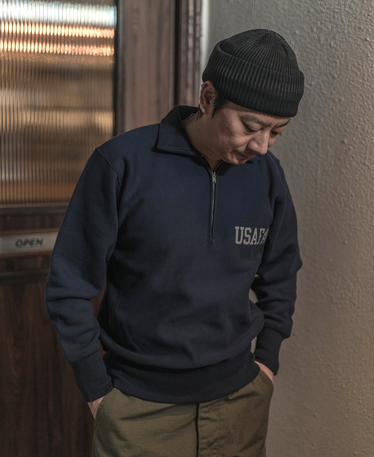 Sweat-shirt polaire demi-zip marine avec col et motif militaire vintage