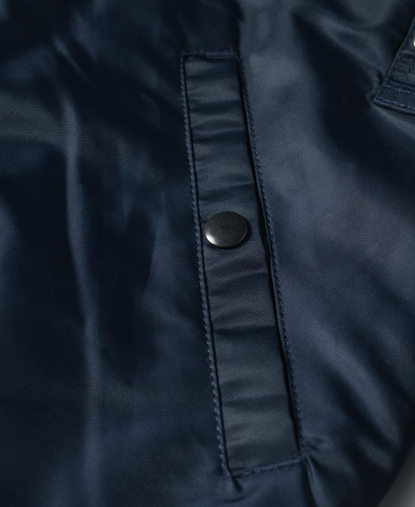 Blouson aviateur militaire vintage bleu marine avec col Sherpa