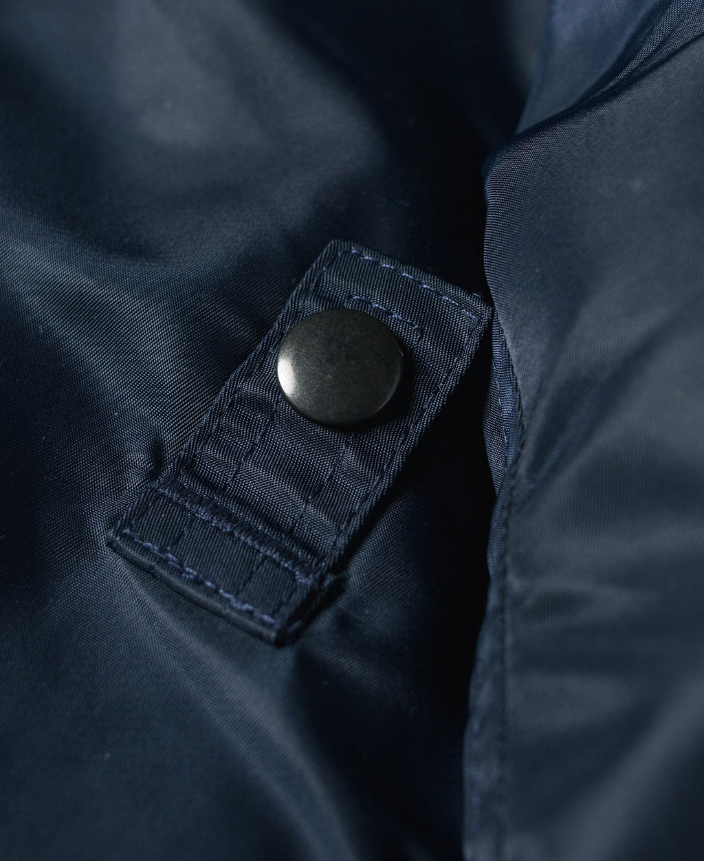 Blouson aviateur militaire vintage bleu marine avec col Sherpa