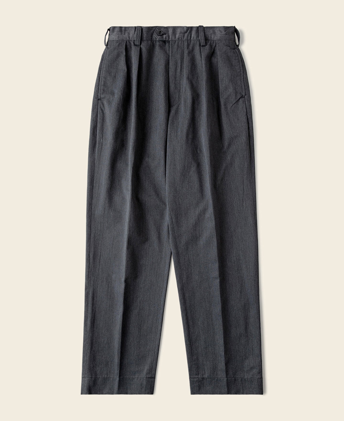 Pantalon chino gris foncé à double pli, taille haute, coupe fuselée vintage