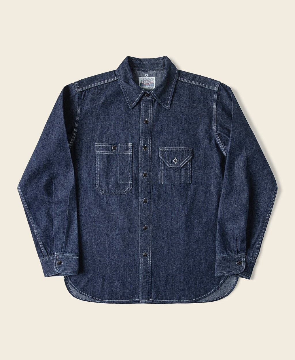 Chemise de travail à manches longues en denim bleu épais avec poches poitrine