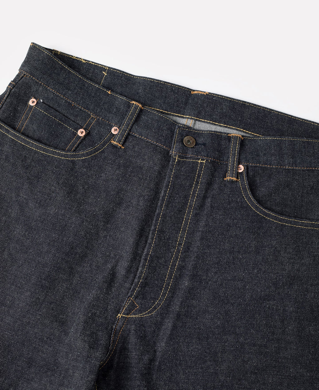Jean en denim selvedge brut épais coupe droite indigo pour homme