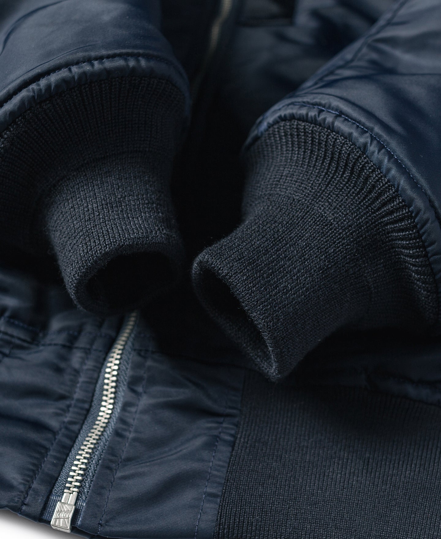 Blouson aviateur militaire vintage bleu marine avec col Sherpa