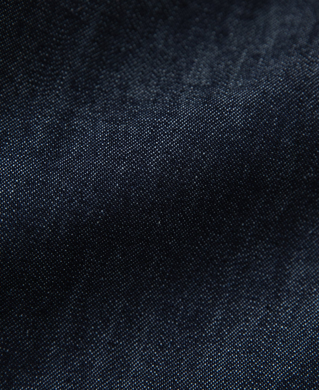 Jean toile indigo coupe large style peintre avec surpiqûres contrastantes