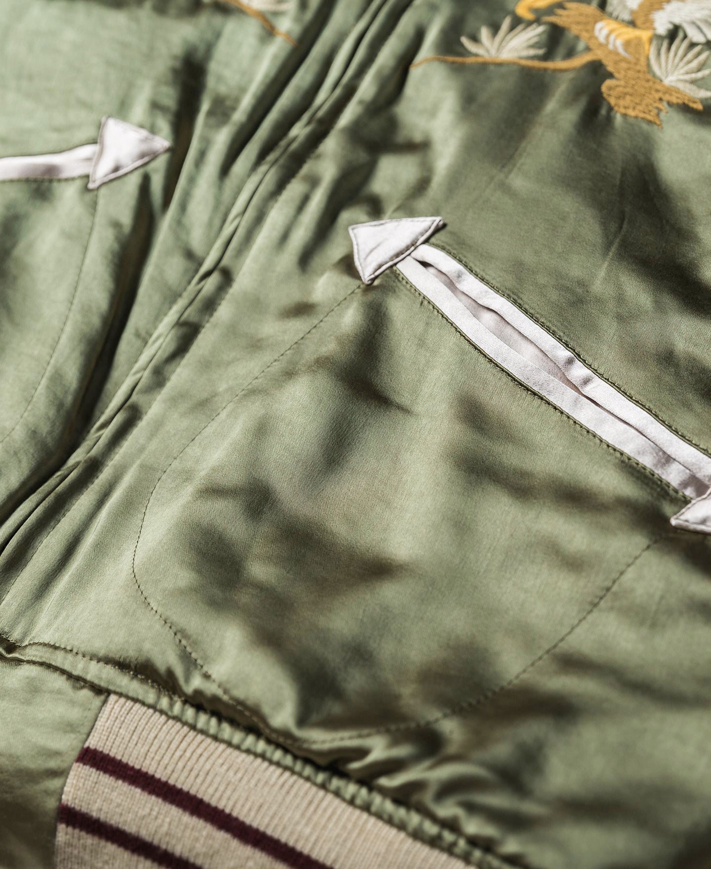 Blouson aviateur réversible satin vert blanc broderie aigle fermeture éclair