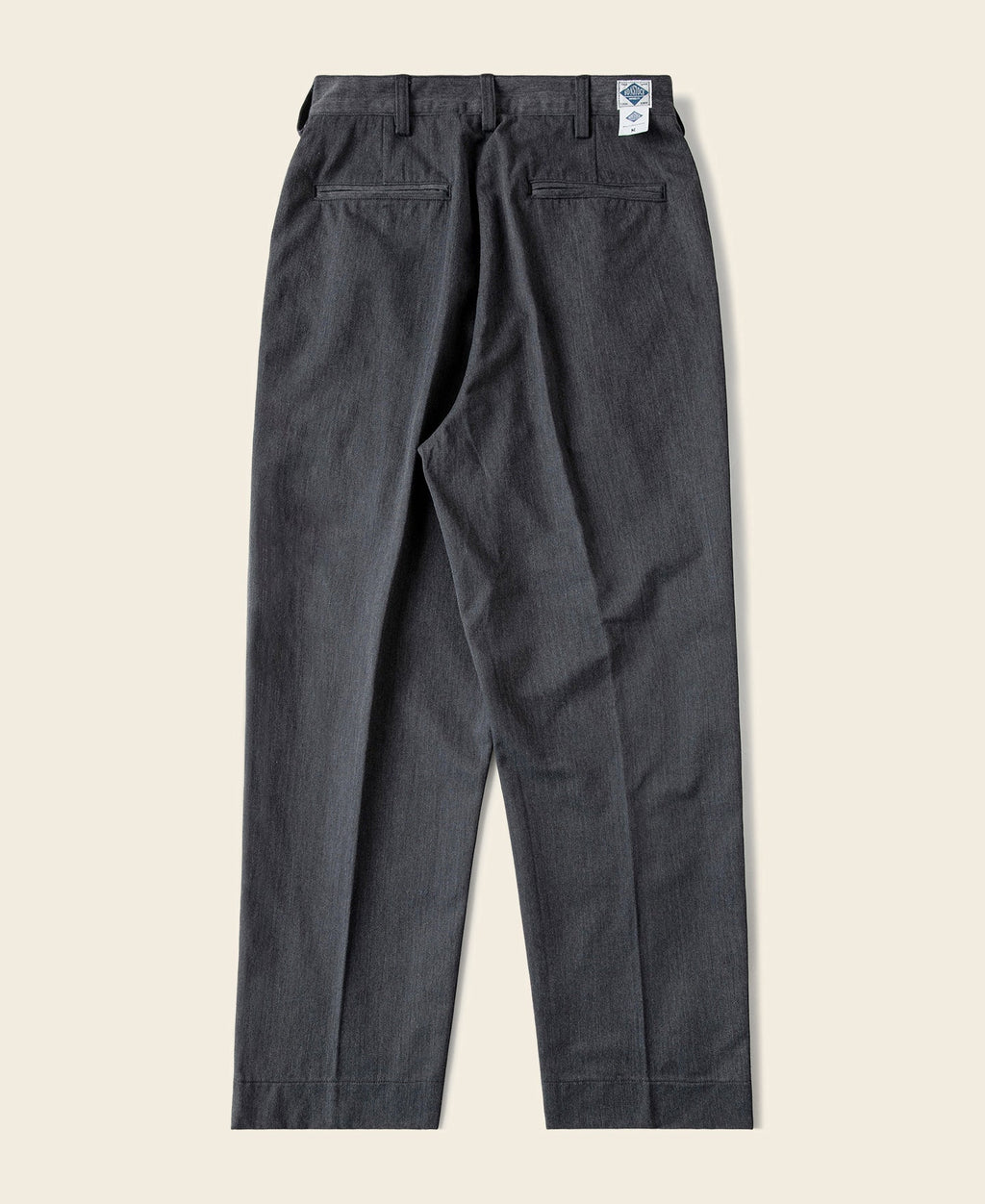 Pantalon chino gris foncé à double pli, taille haute, coupe fuselée vintage