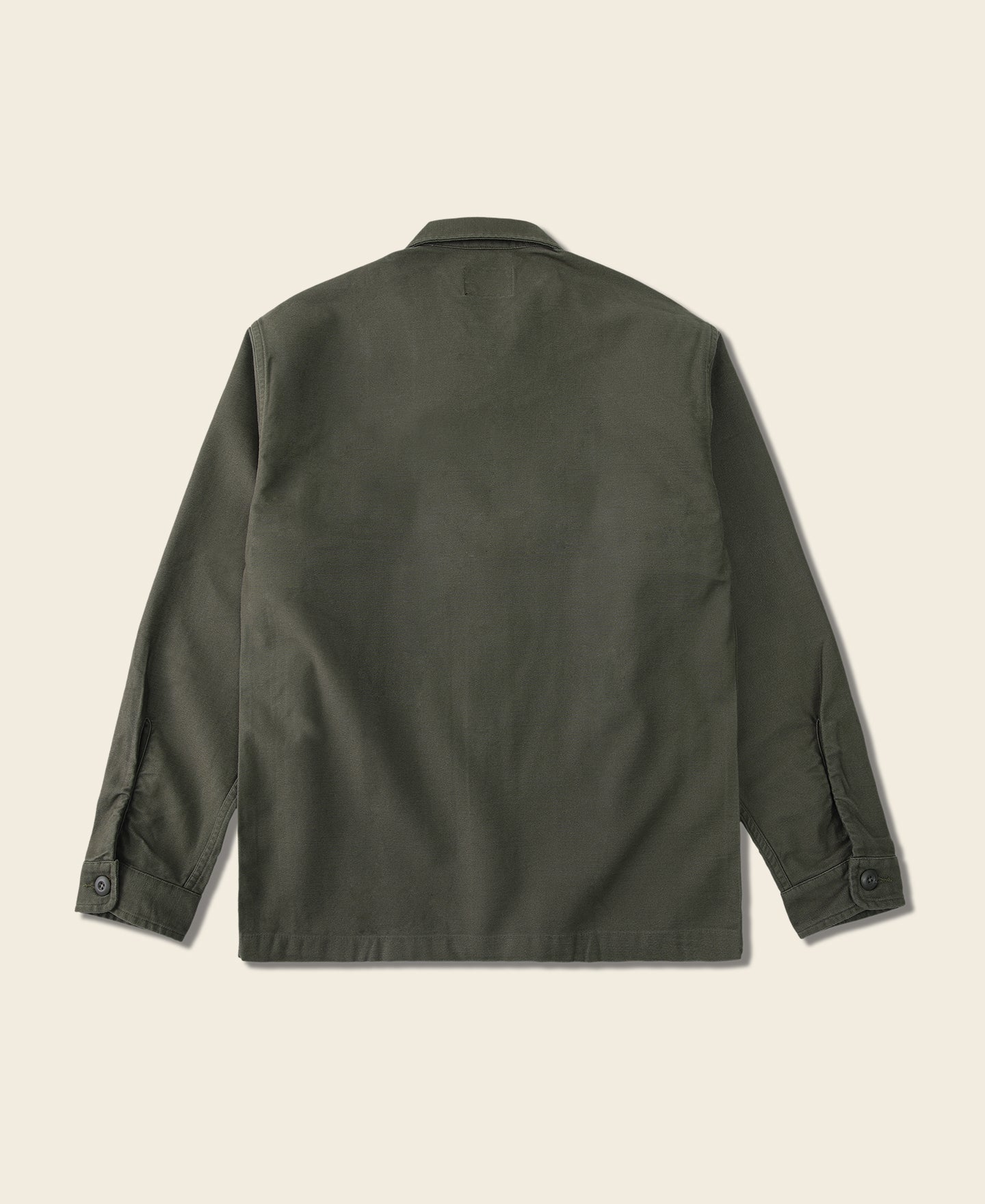 Chemise boutonnée en coton à manches longues et coupe militaire vert olive