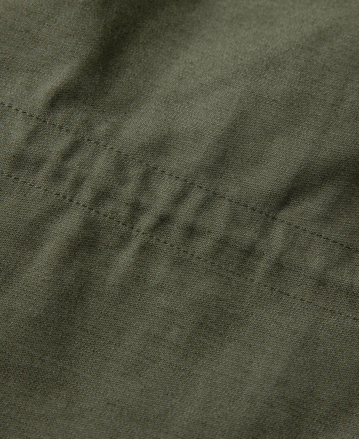 Veste militaire de terrain olive avec col montant et quatre poches