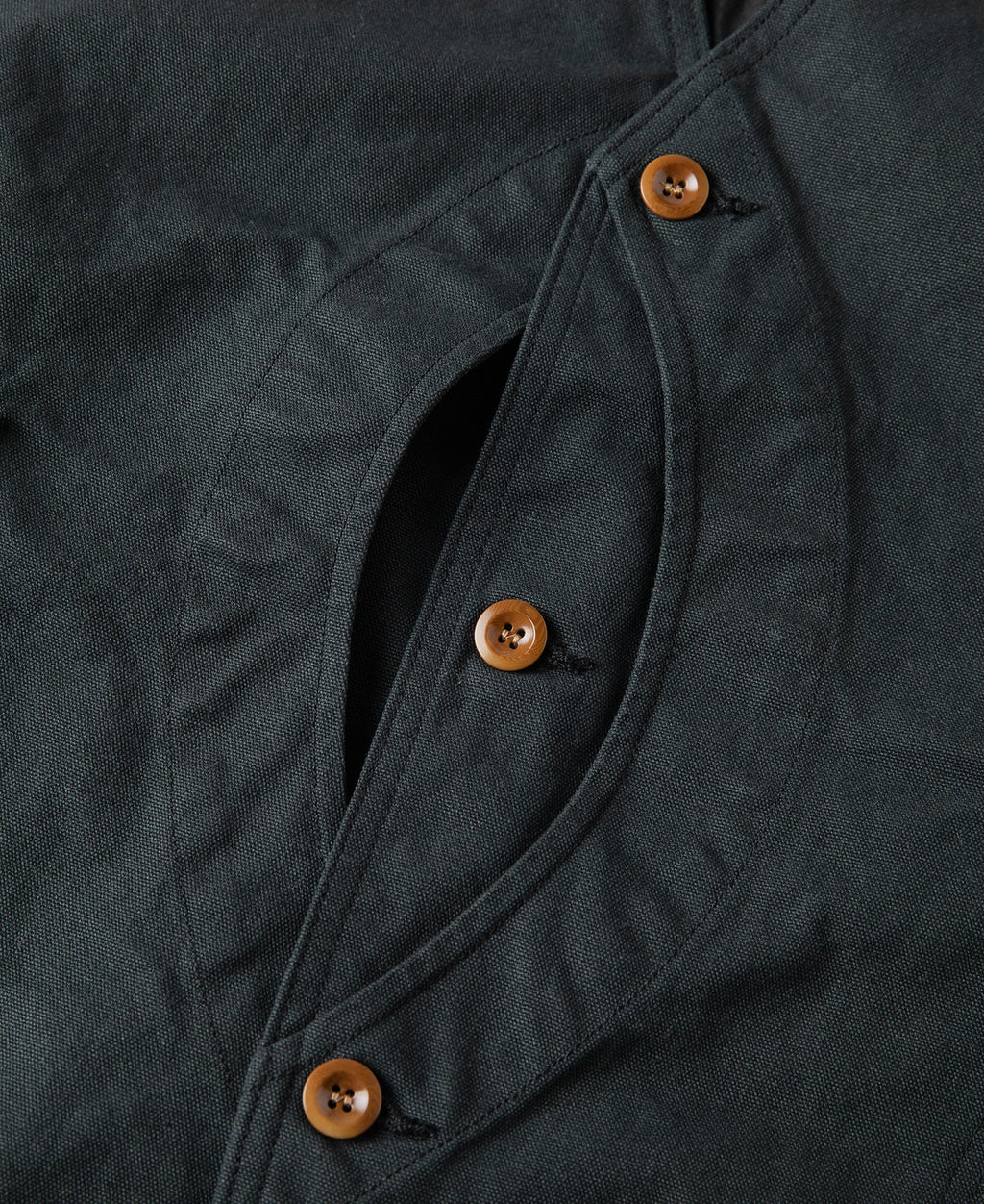 Gilet utilitaire homme en toile vert foncé à poches multiples et boutonnage