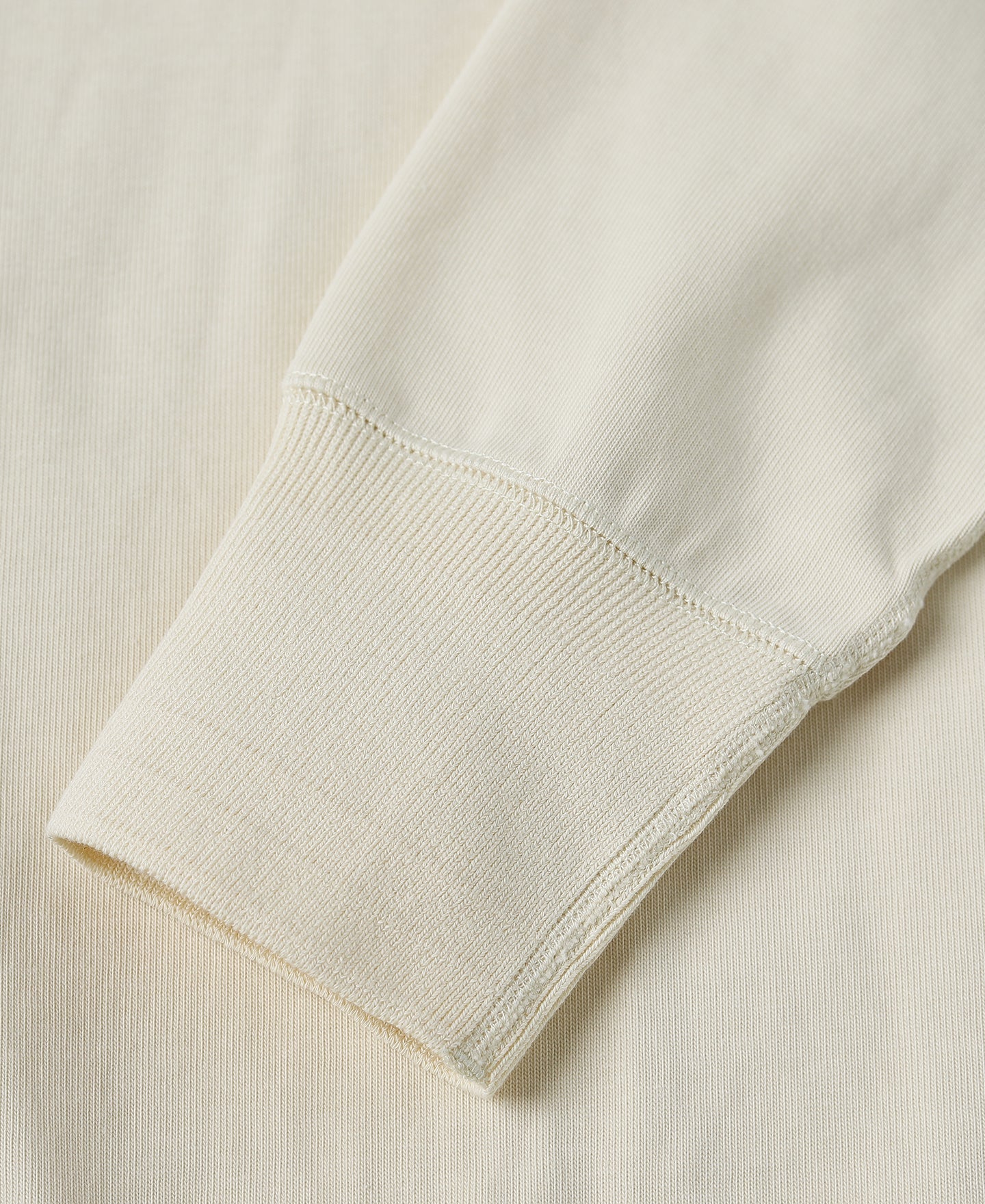 Chemise Henley à manches longues et coupe ajustée pour homme avec patte de boutonnage abricot