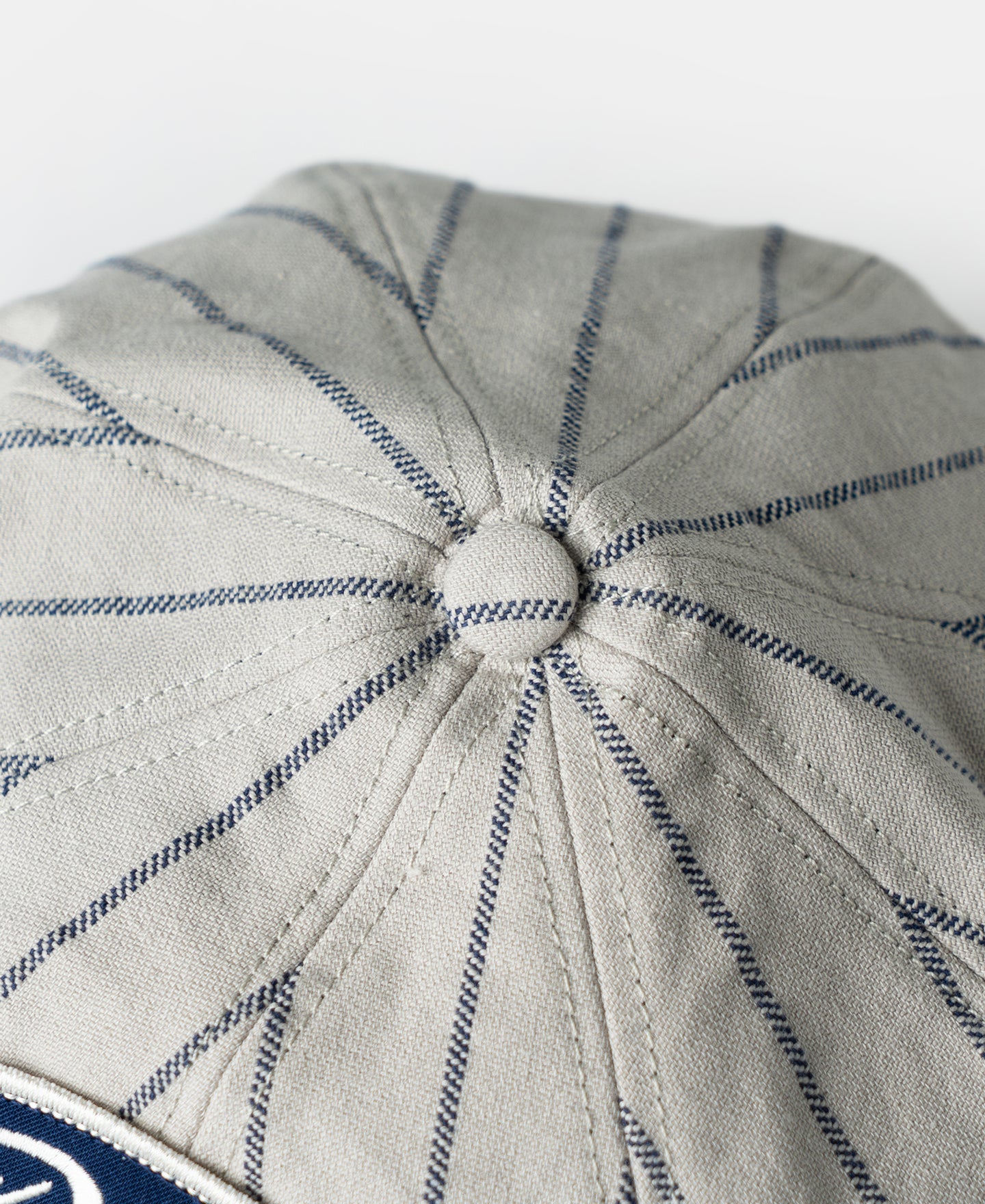 Casquette Gavroche Vintage Rayée Voie Ferrée Gris Pinstripe Plate