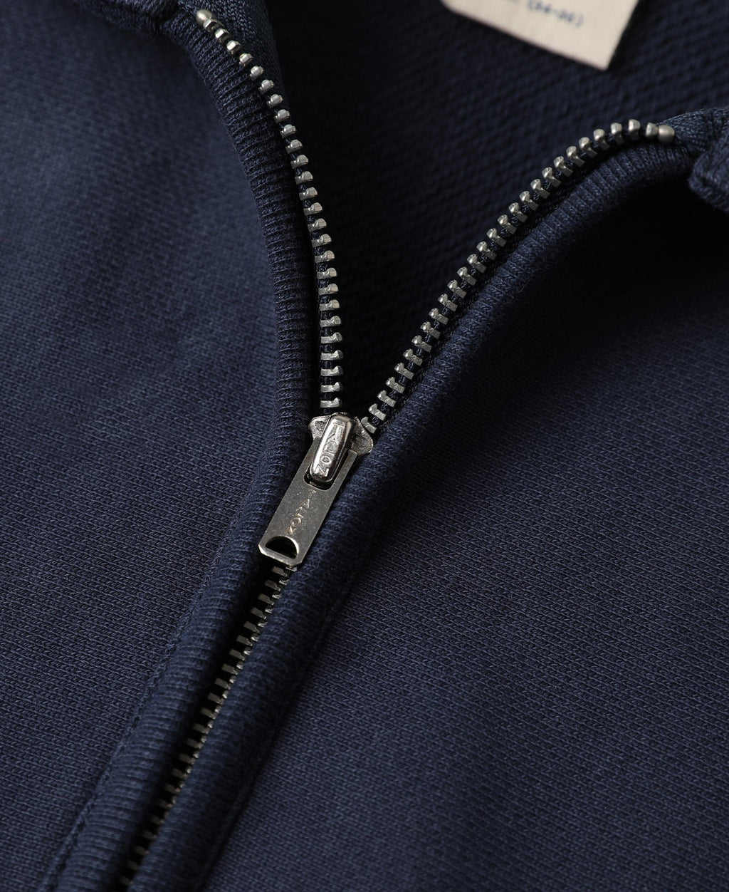 Sweat-shirt polaire demi-zip marine avec col et motif militaire vintage