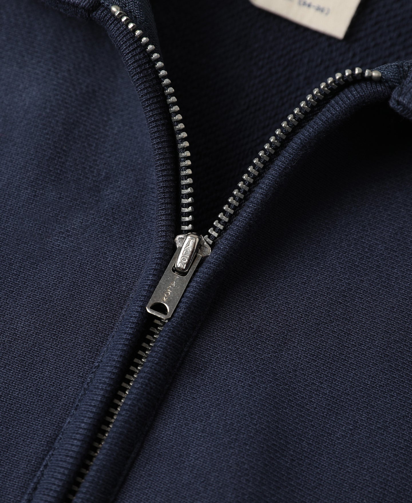 Sweat-shirt polaire demi-zip marine avec col et motif militaire vintage