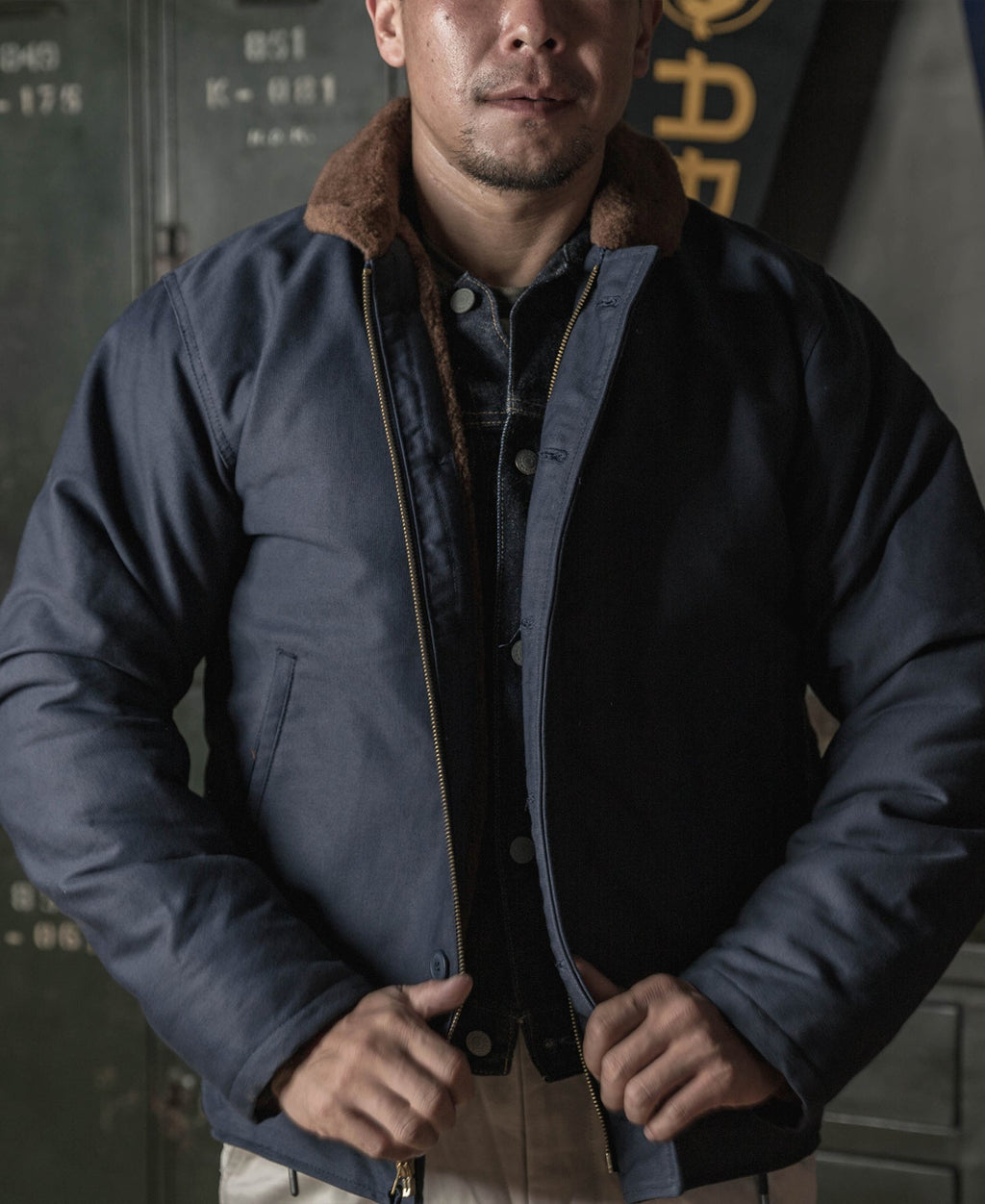 Veste de pont boutonnée col Sherpa bleu marine coupe-vent isolée style militaire
