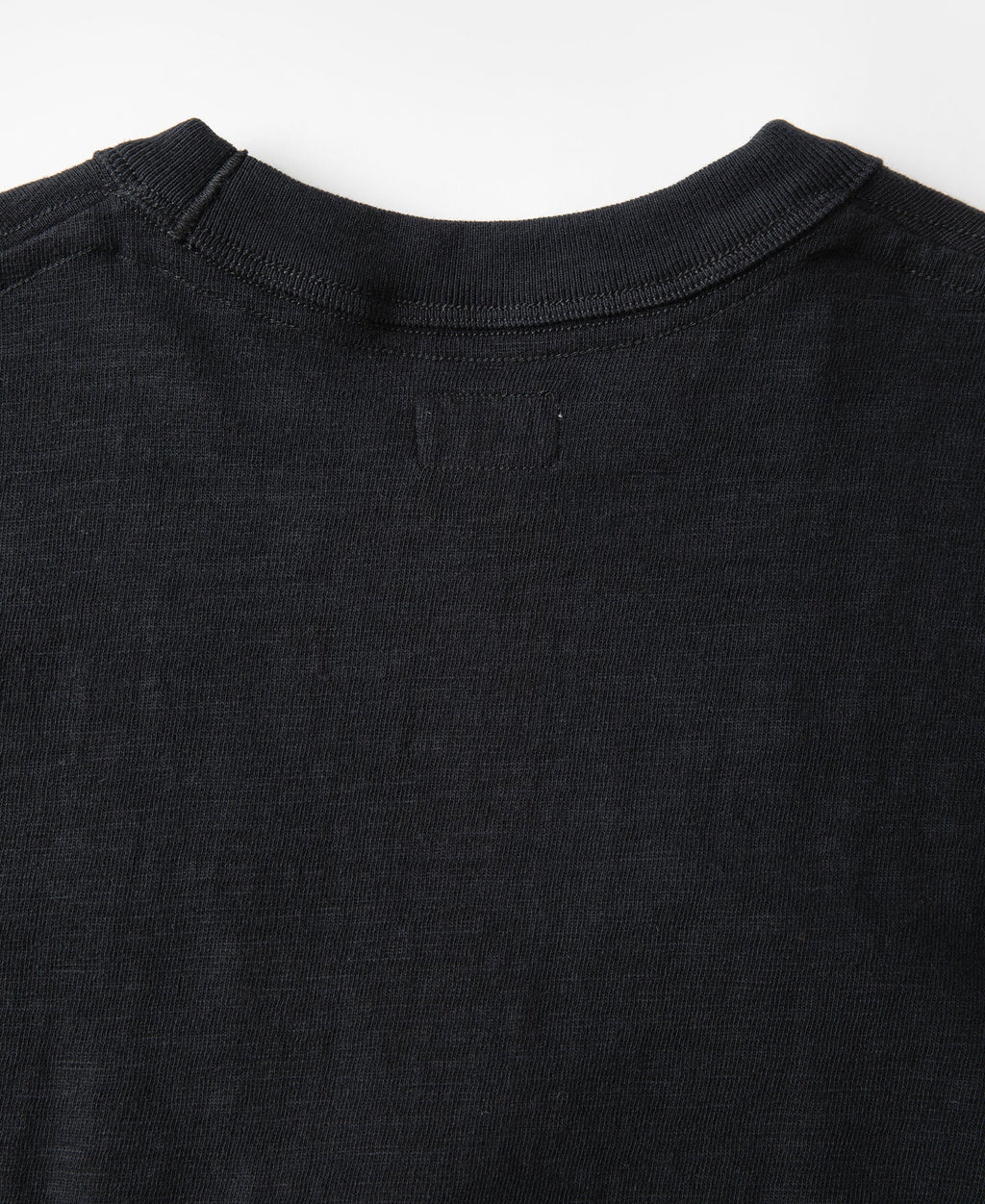 T-shirt tubulaire à col rond et manches courtes en coton noir épais