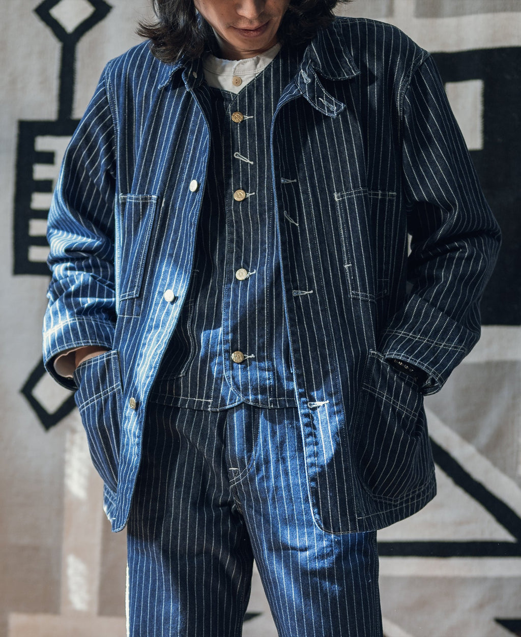 Gilet de travail sans manches à col en V, rayé indigo, avec poches multiples et fermeture boutonnée