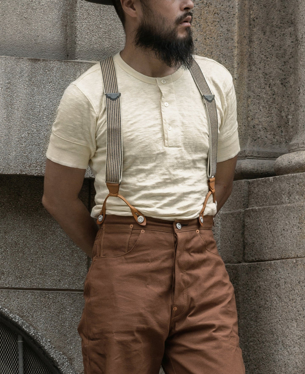 T-shirt Henley à manches courtes en coton flammé blanc cassé avec patte de boutonnage