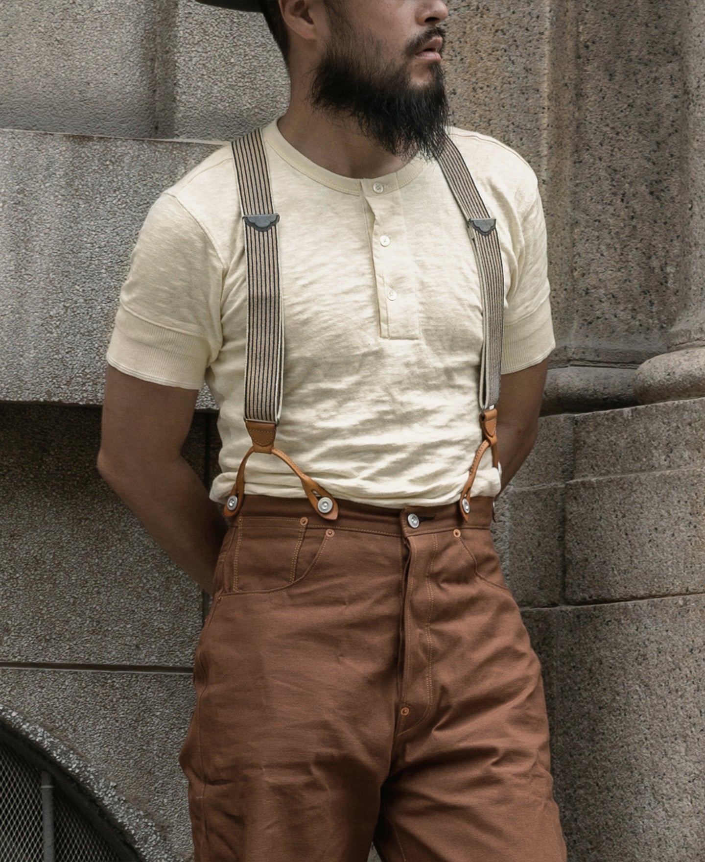 T-shirt Henley à manches courtes en coton flammé blanc cassé avec patte de boutonnage