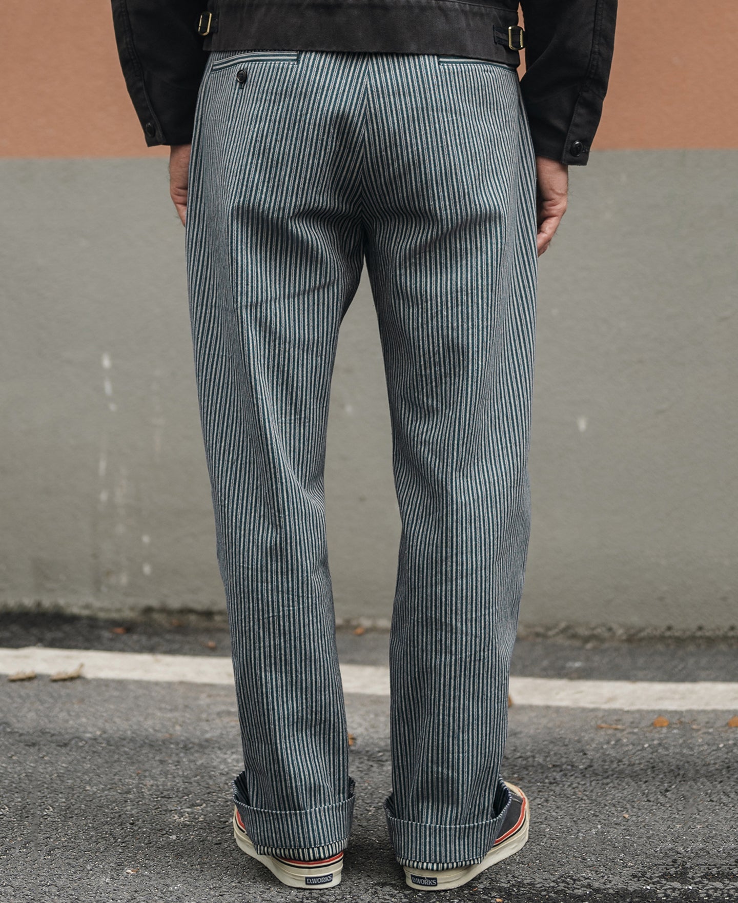 Pantalon de travail droit en coton rayé marine et blanc pour homme